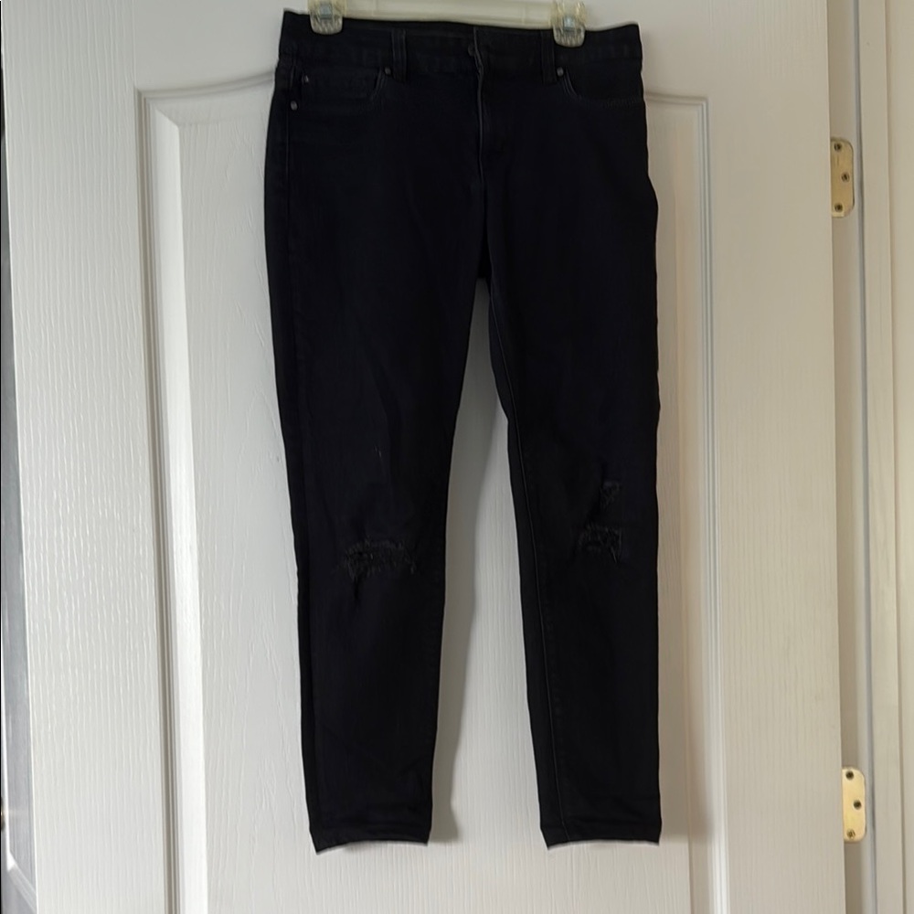 White House Black Market Black Skinny Jeans -6R